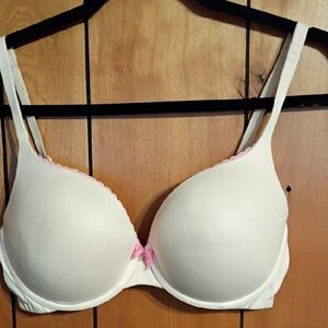 Victoria's Secret White Bra with Pink Accents